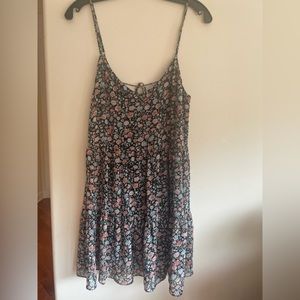 Never worn Dolce Vita tiered minidress.